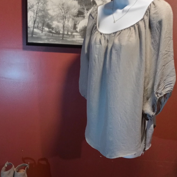 Top - Picture 2 of 14